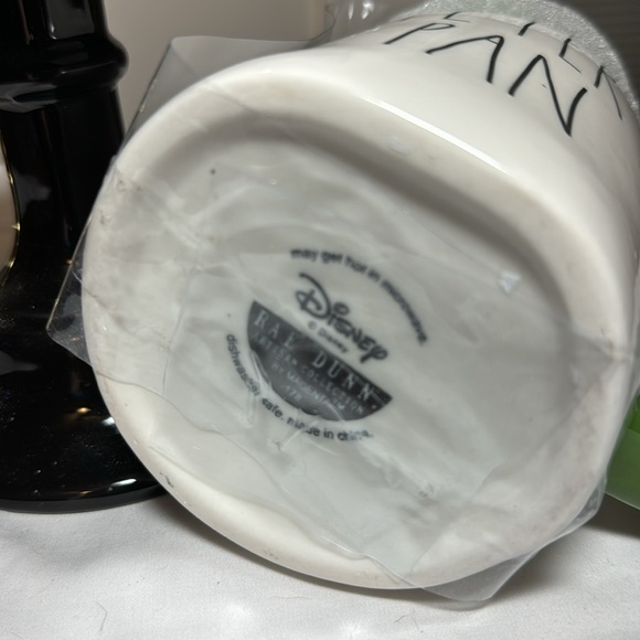 Rae Dunn Peter Pan Coffee Tea Mug Cup with Hat Topper - Picture 6 of 6